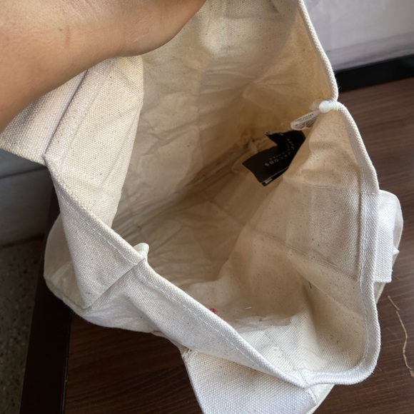 March Jacobs Tote Bag - Picture 8 of 10